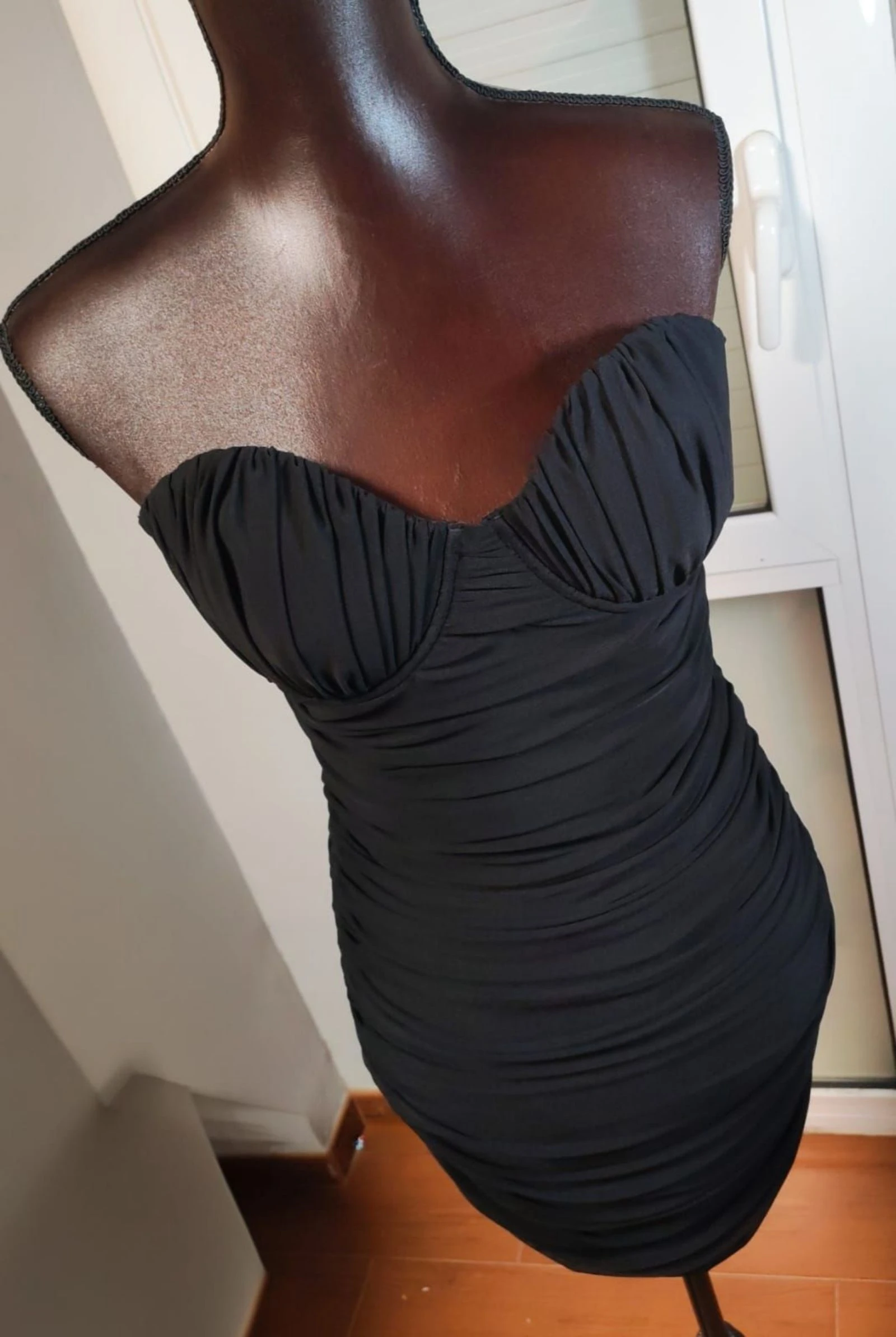 Robe courte plissée trapèze Marciano by Guess (Neuve avec étiquette) – photo 7